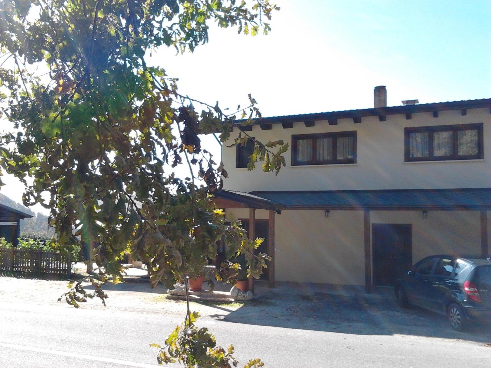 Agrihotel Papaya San Pietro Apostolo Exteriör bild
